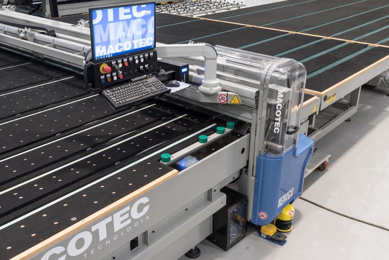 Macotec — linea di taglio